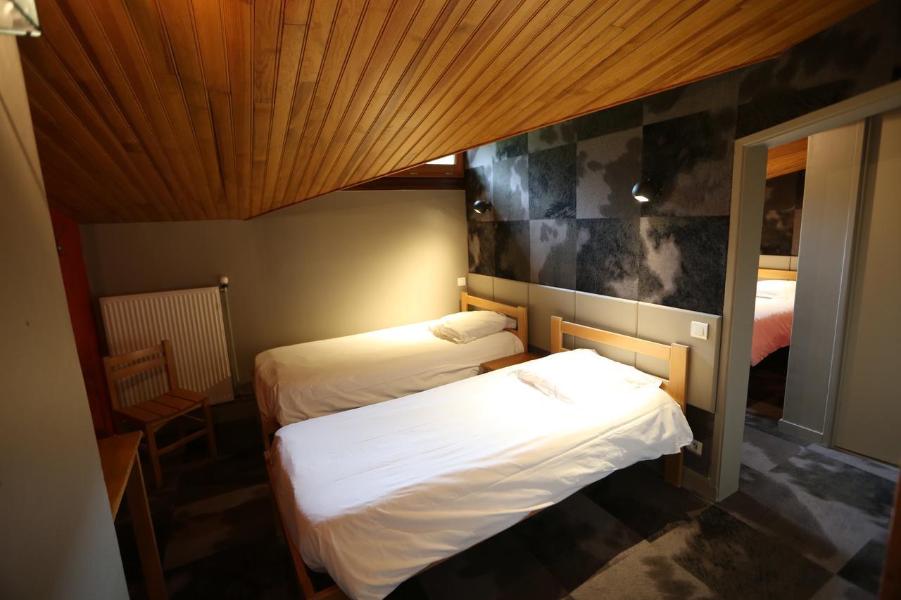 Gite-Hotel Le P'Tit Cham Ле-Мон-Дор Экстерьер фото